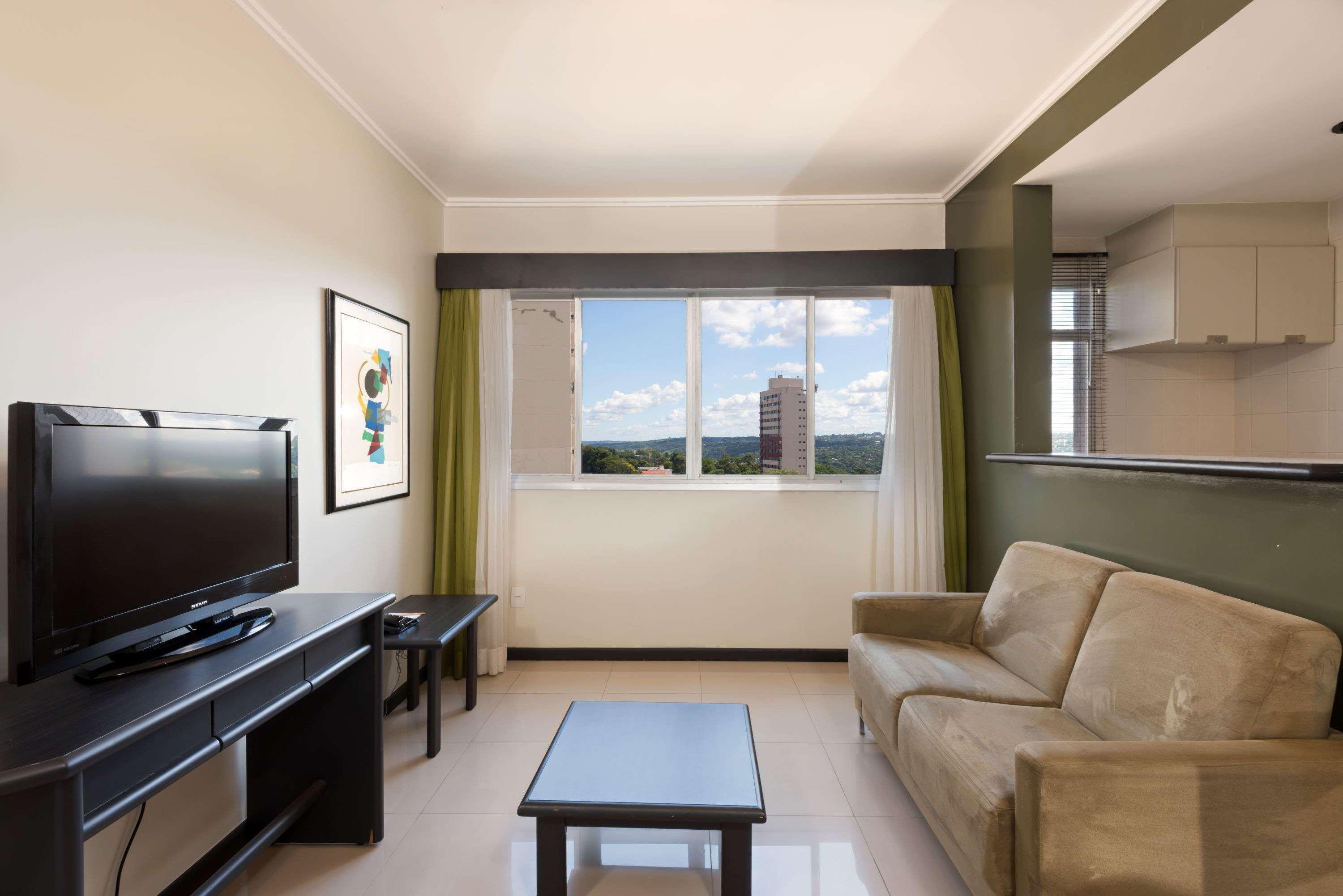 Wyndham Golden Foz Suites Foz do Iguaçu Exterior foto