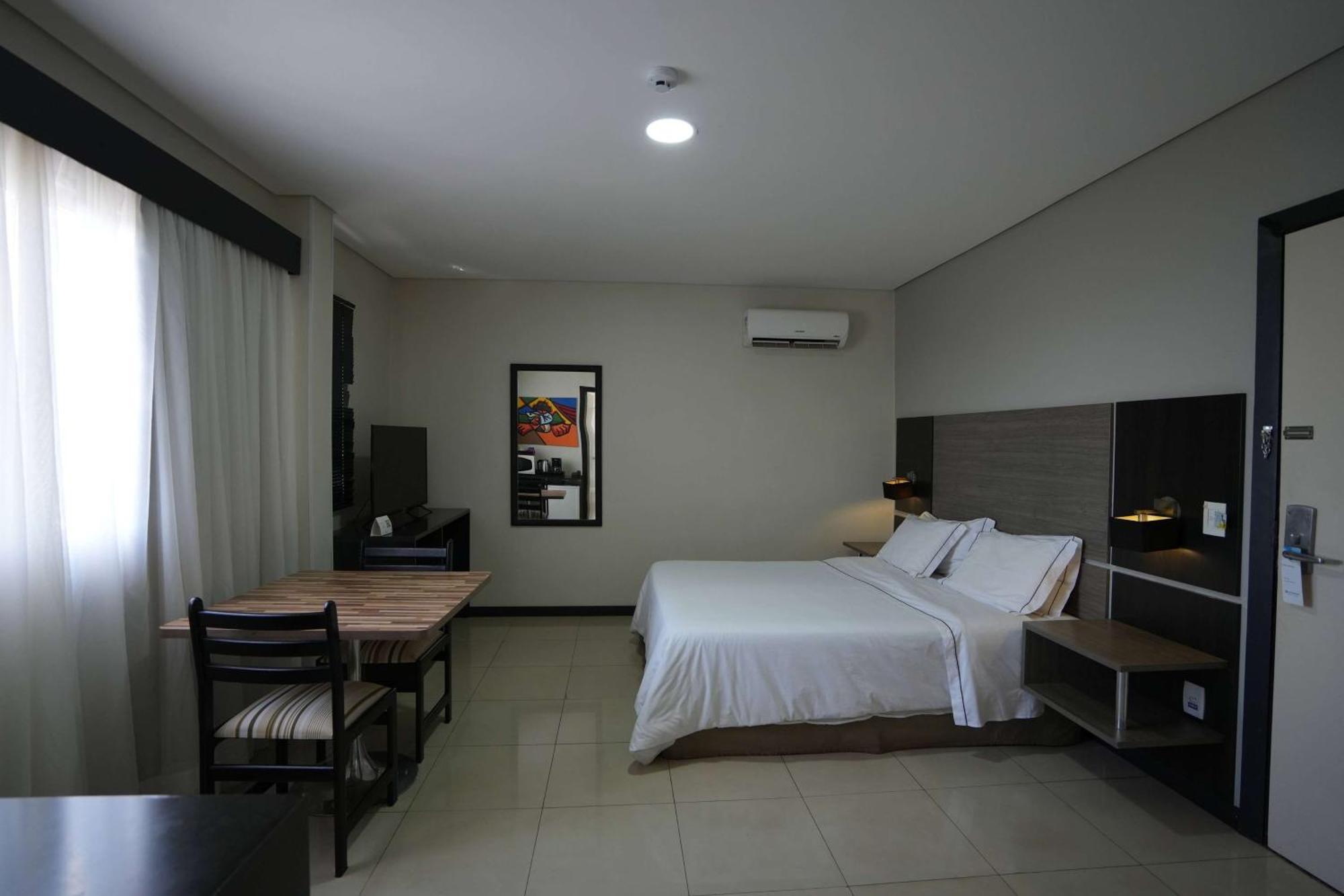 Wyndham Golden Foz Suites Foz do Iguaçu Exterior foto