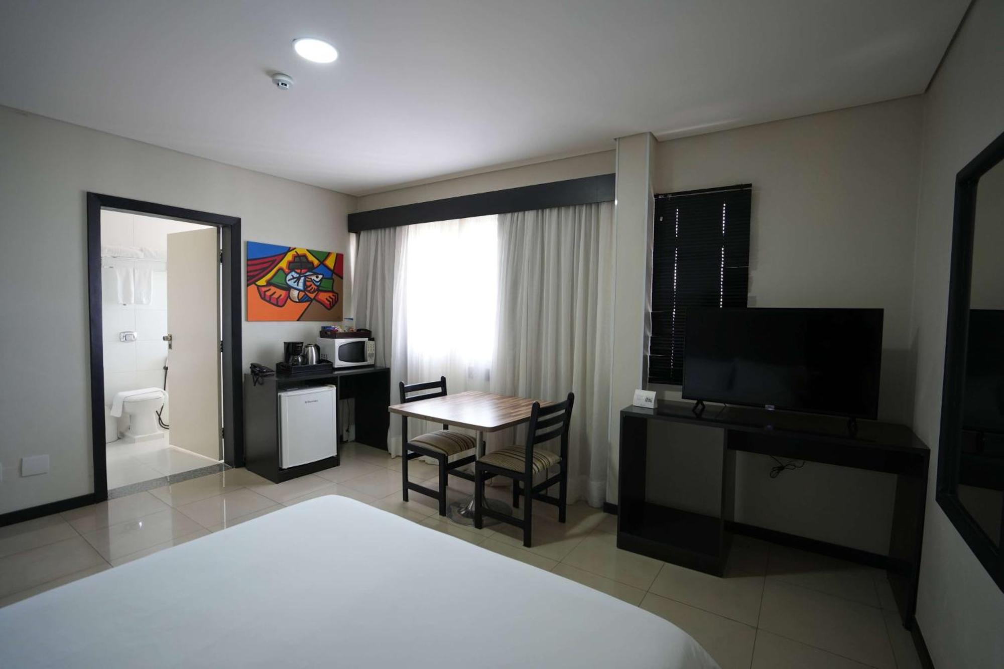 Wyndham Golden Foz Suites Foz do Iguaçu Exterior foto