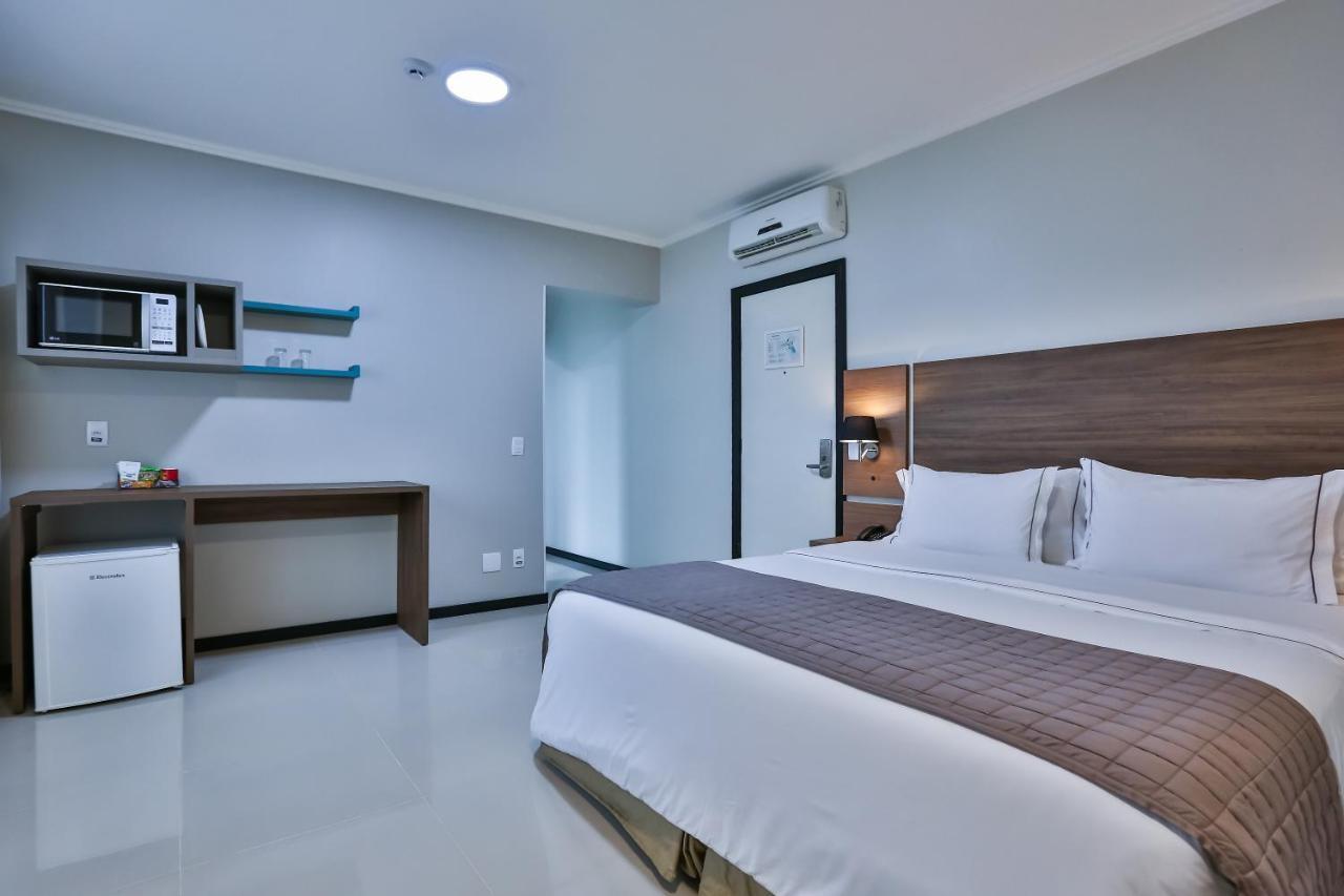 Wyndham Golden Foz Suites Foz do Iguaçu Exterior foto
